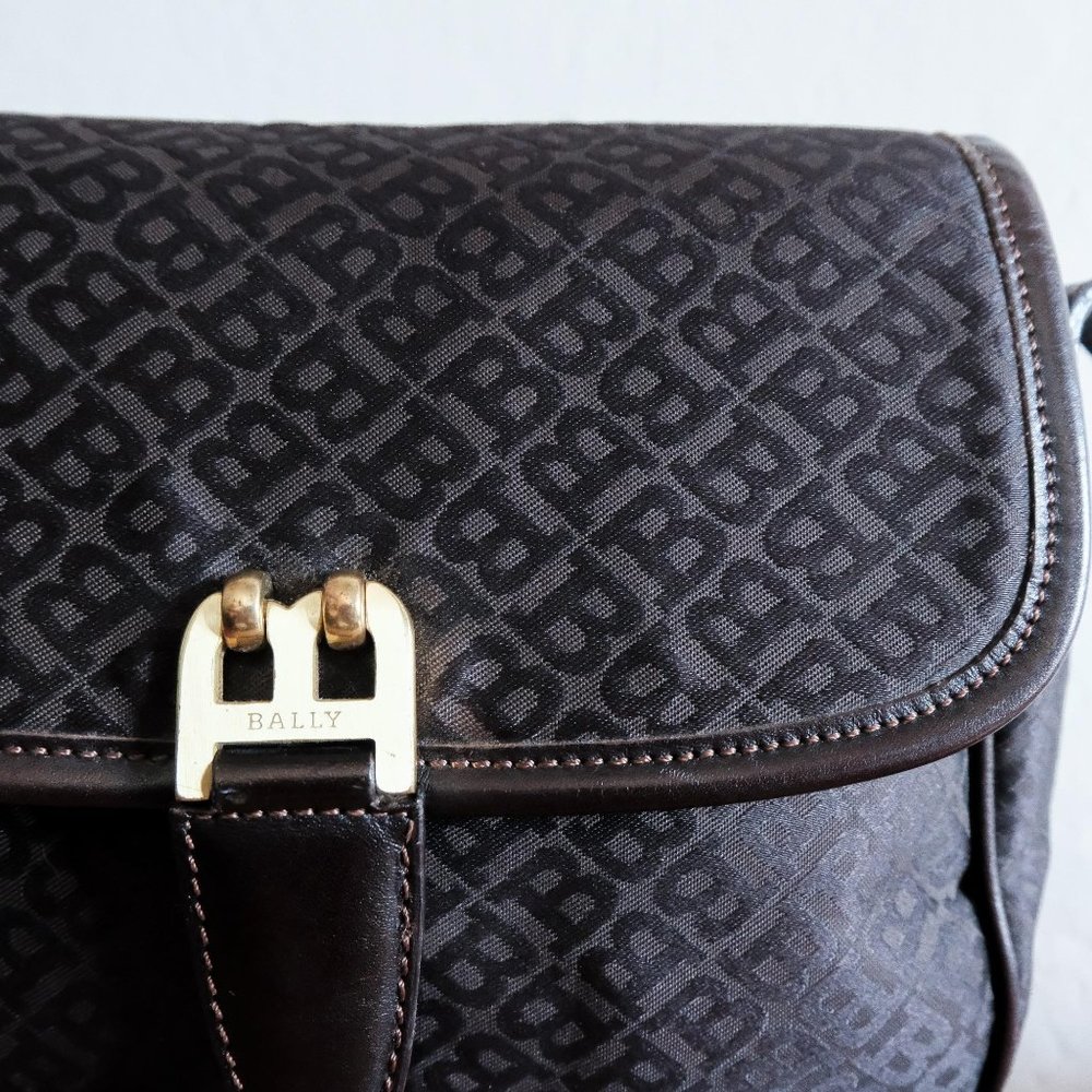 NWOT Bally signature monogram crossbody bag
